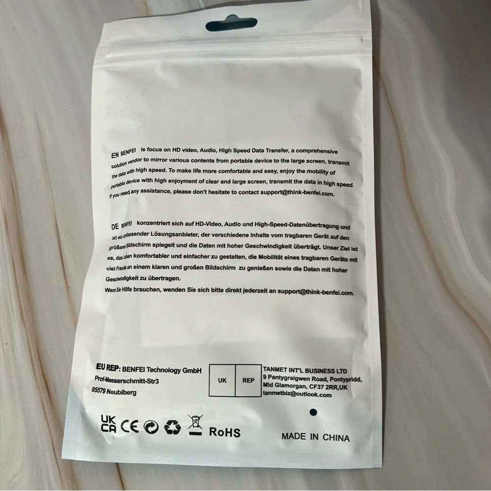 NWT USB to HDMI Converter Cable - Picture 3 of 5